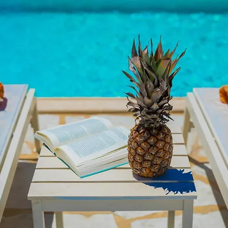 Eleni's Family 别墅 *