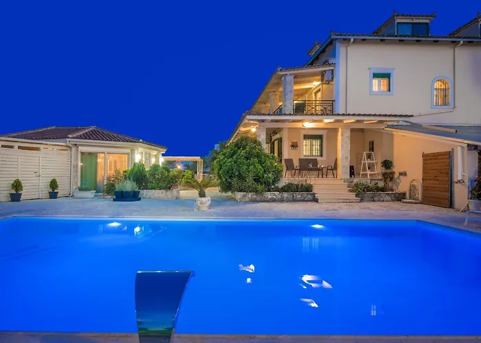 Eleni's Family Villa *