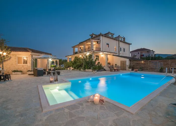 Eleni's Family Villa